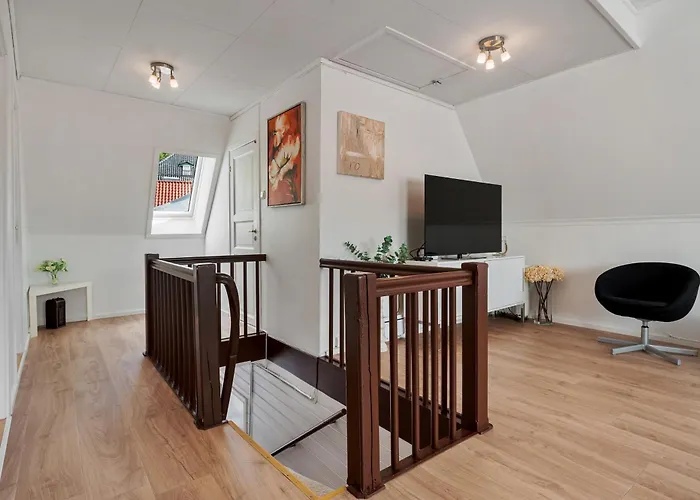 3 Bedroom Apartment In Heart Of Bergen