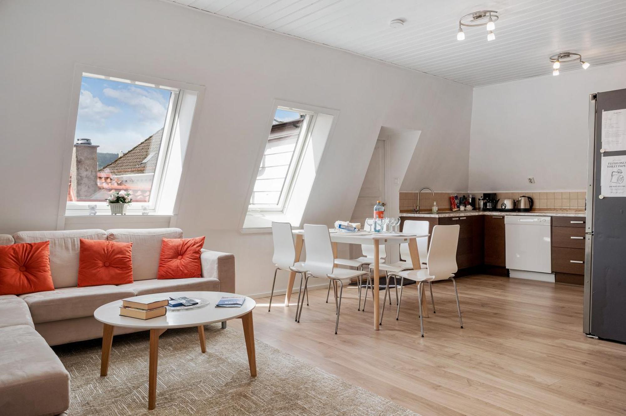 3 Bedroom In Heart Of *